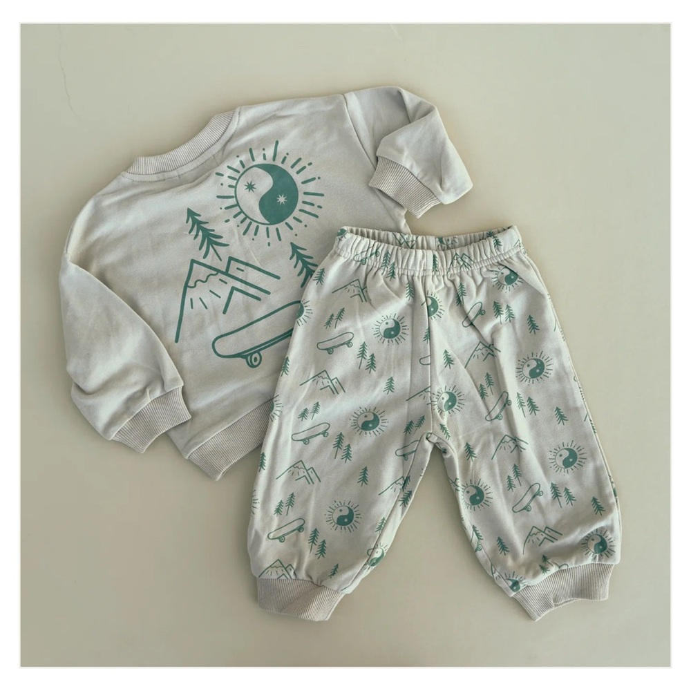 Indy & Pippa winter skate sweatsuit 3T - NWT